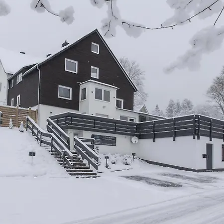Welcome In - 'winterglueck', Wunderschoene Umgebung, Ski- Und Fahrradabstellraum - Neuastenberg, Appartamento *