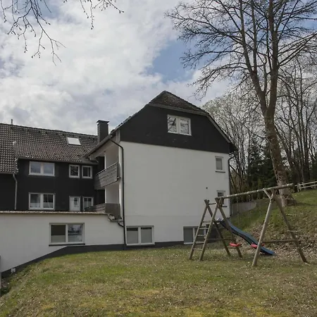 Welcome In - 'winterglueck', Wunderschoene Umgebung, Ski- Und Fahrradabstellraum - Neuastenberg, Appartement Winterberg